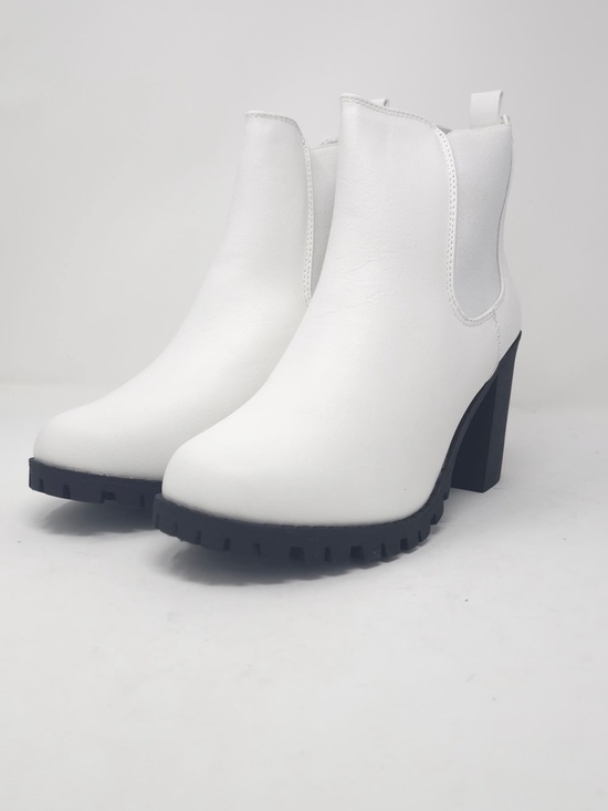 Forever Link Shoes - White Chunky Heel Ankle Boots Chelsea Style Platform Minimalist Trendy